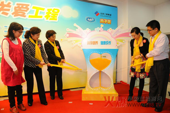 uSy֡׃ƌWιB̆ӕھe