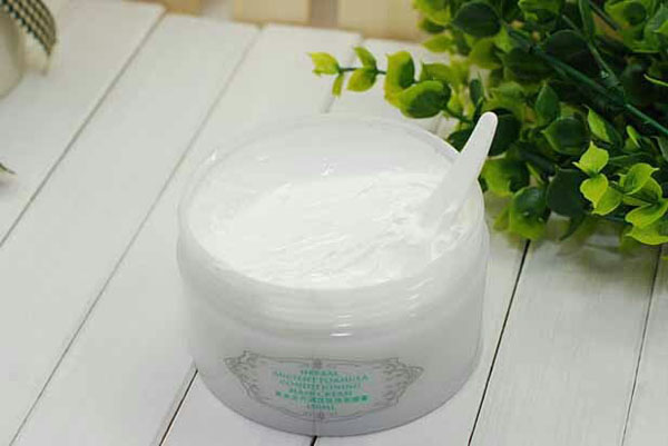 寶姬妮草本古方調理膚質面膜膏