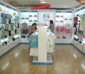 哈利比蒂童裝專賣店形象展示
