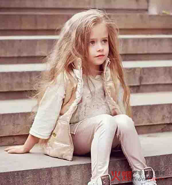 ЇͯbЈ ҲҪͯbЈİlչǰ