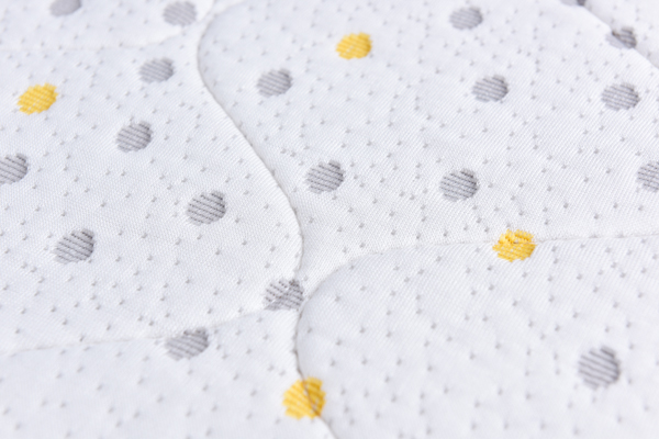 芬可嬰童床墊 海綿寶寶圖案 面料細(xì)節(jié)