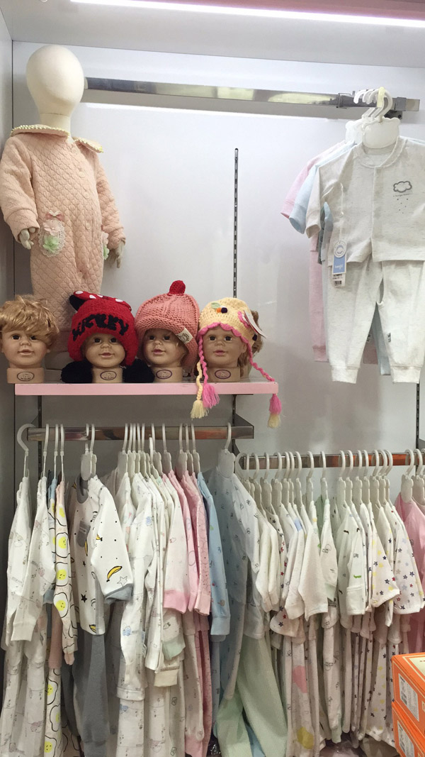 可名母嬰寶寶服裝批發