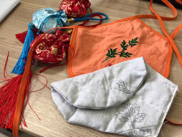 佑童小兒推拿 中藥肚兜1.jpg 佑童小兒推拿 中藥肚兜1.jpg