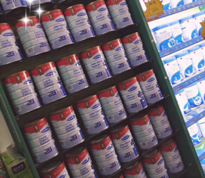 尚博奶粉門店終端展示