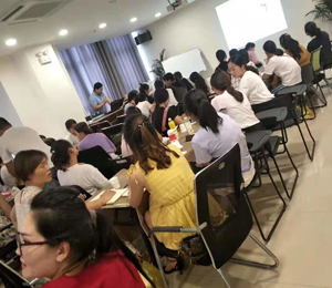 博士貝貝營(yíng)養(yǎng)品培訓(xùn)2