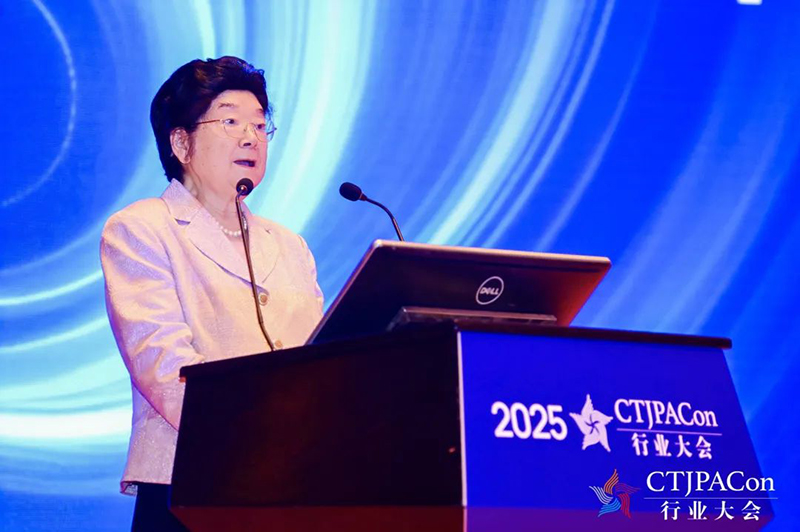 第十五屆中國兒童產業發展大會暨中國品牌授權年會召開03.jpg 第十五屆中國兒童產業發展大會暨中國品牌授權年會召開03.jpg