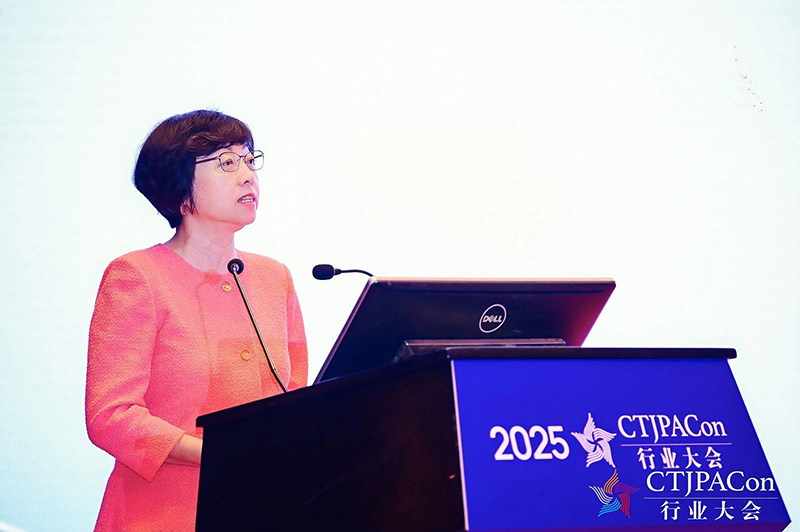 第十五屆中國兒童產業發展大會暨中國品牌授權年會召開06.jpg 第十五屆中國兒童產業發展大會暨中國品牌授權年會召開06.jpg