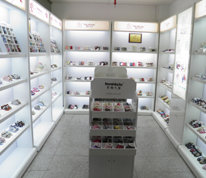 娜拉寶貝嬰童用品店面展示