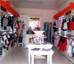 OK100童裝專賣店效果圖