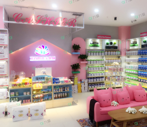 九愛道具店鋪實景圖